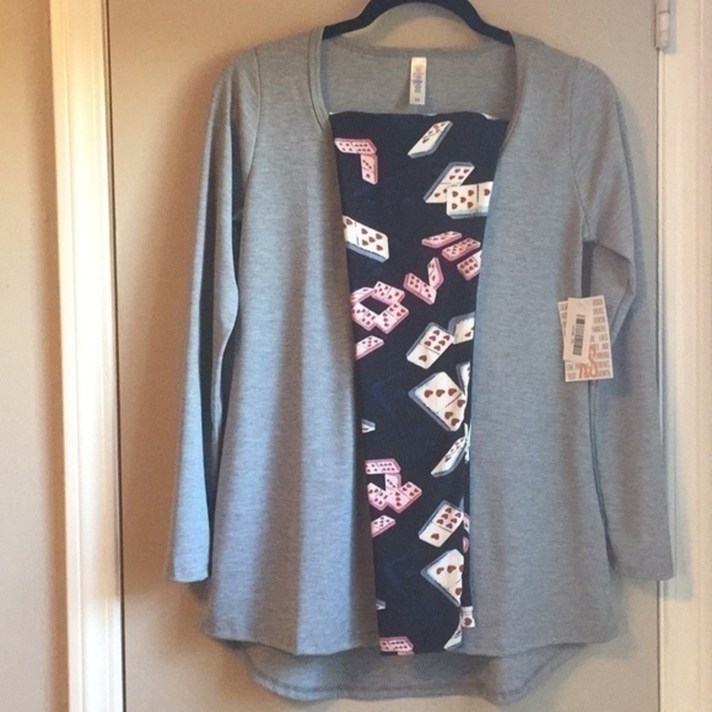 NEW! LuLaRoe Outfit! Heart Domino Leggings & Grey Lynnae